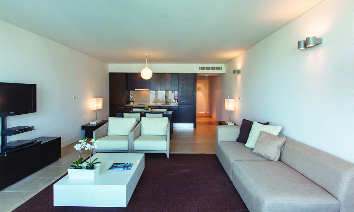 By The Editory - Marina Apart-hotel Tróia