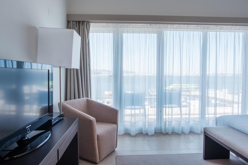 By The Editory - Marina Apart-hotel Tróia